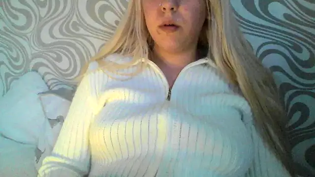 Snapshot of bunnyamy chatting on March 13, 5:07 pm bunnyamy online show from March 13, 5:07 pm