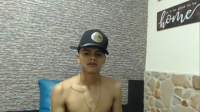 Snapshot of Billy_zander chatting on January 16, 1:14 pm Billy zander online show from January 16, 1:14 pm