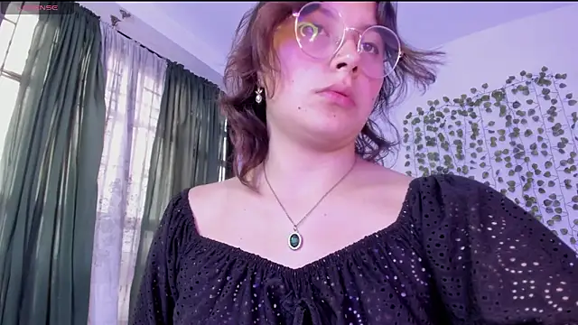 Noellesable online show from January 24, 6:14 pm