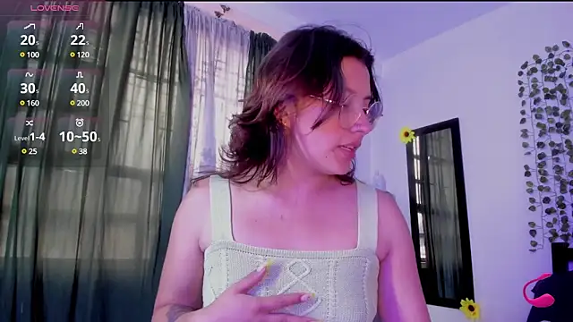 Noellesable online show from February 11, 5:40 pm