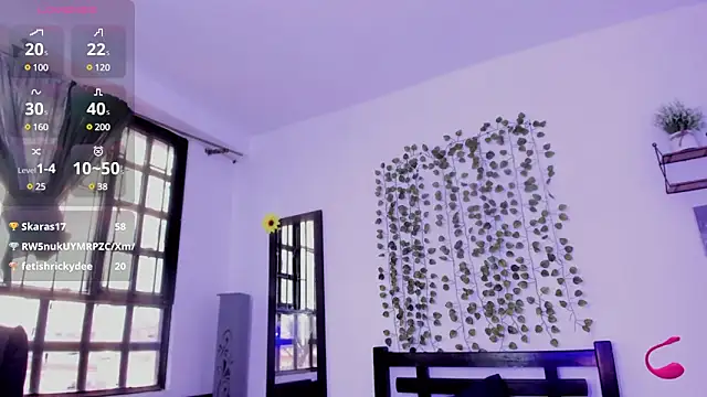 Noellesable online show from March 2, 6:30 pm