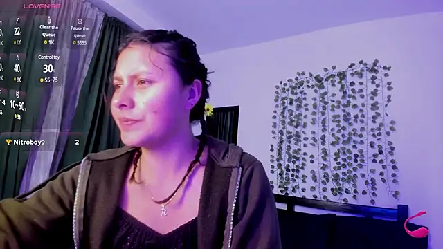 Noellesable online show from March 4, 3:33 am