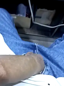 Steve98768 online show from March 24, 8:58 pm