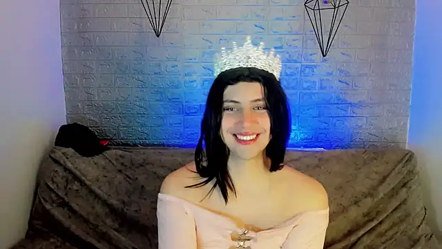 Snapshot of Oxana-Novikov chatting on July 9, 12:04 am Oxana-Novikov online show from July 9, 12:04 am