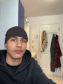 johnycash21 online show from December 14, 2:00 pm