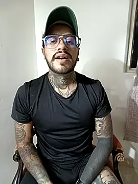 Snapshot of Nicky_smith__ chatting on December 9, 11:03 pm Nicky smith online show from December 9, 11:03 pm