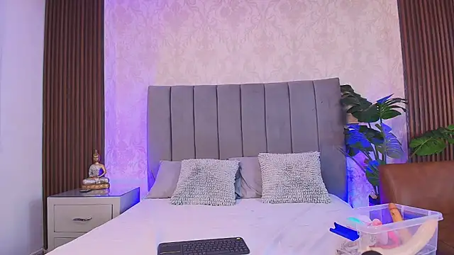 MeganCruzGB online show from March 11, 10:42 pm