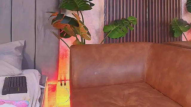 MeganCruzGB online show from March 13, 1:43 am