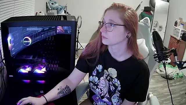 Snapshot of LilyFoxxx chatting on October 10, 3:16 am LilyFoxxx online show from October 10, 3:16 am