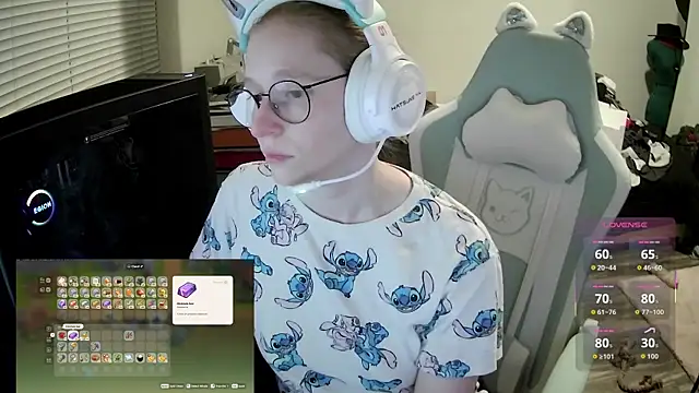 LilyFoxxx online show from July 31, 5:07 am