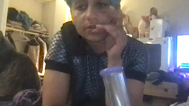 Snapshot of HornyTPup2 chatting on July 19, 7:28 pm HornyTPup2 online show from July 19, 7:28 pm