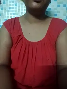 Snapshot of Super-Couple chatting on June 27, 6:35 pm Super-Couple online show from June 27, 6:35 pm