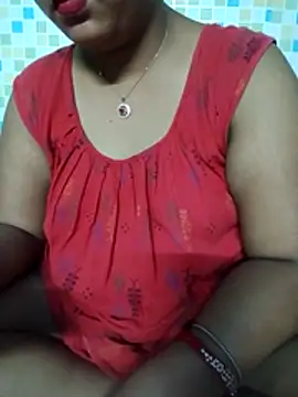 Snapshot of Super-Couple chatting on July 5, 4:25 pm Super-Couple online show from July 5, 4:25 pm
