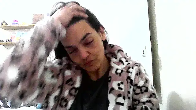 Snapshot of escritorasafada chatting on November 18, 1:55 am escritorasafada online show from November 18, 1:55 am