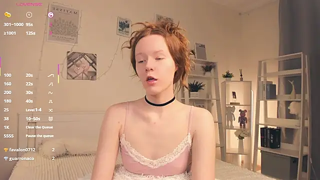 ZaraBluitt online show from December 18, 7:47 am