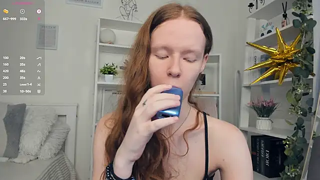 Snapshot of ZaraBluitt chatting on June 14, 8:49 am ZaraBluitt online show from June 14, 8:49 am