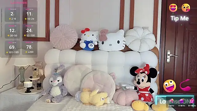 Unique-yiyi online show from January 29, 4:08 pm