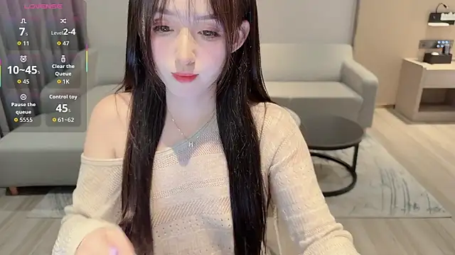 Unique-yiyi online show from November 8, 5:01 pm