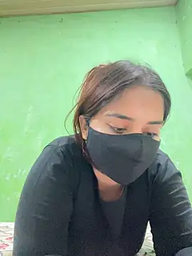 Black Glow online show from January 7, 5:53 pm