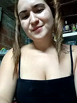 Snapshot of alexax0 chatting on February 4, 5:53 am alexax0 online show from February 4, 5:53 am