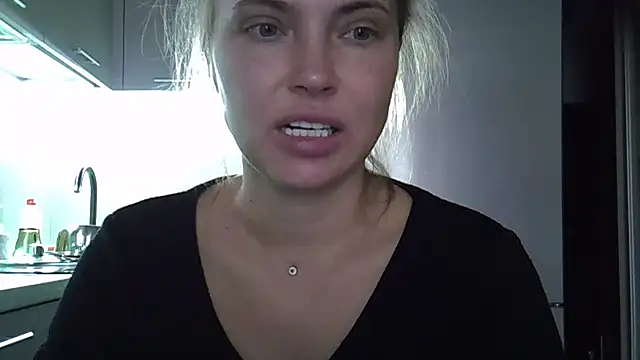 Lucky Anna online show from September 27, 6:07 am