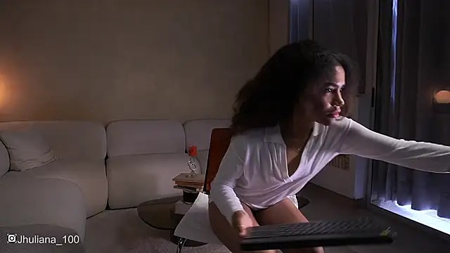 paulacora100 online show from November 9, 2:37 pm