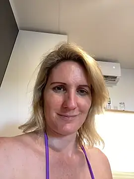 NoraNoxx online show from July 1, 3:56 pm