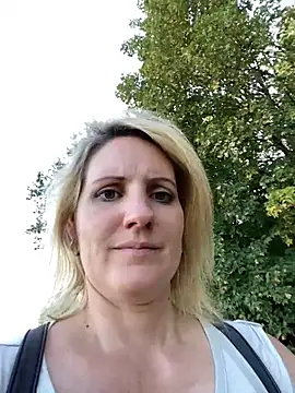 NoraNoxx online show from July 28, 5:12 pm
