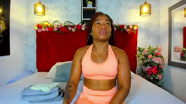 SilvannaFit online show from November 18, 12:31 pm