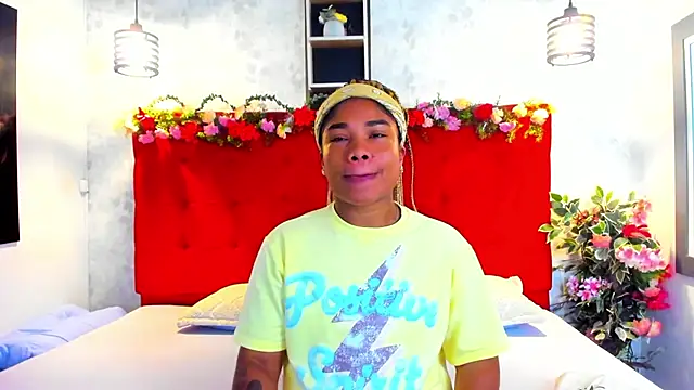 SilvannaFit online show from March 6, 9:06 am