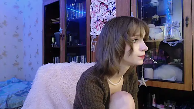 cloudgirrl online show from January 20, 9:22 pm