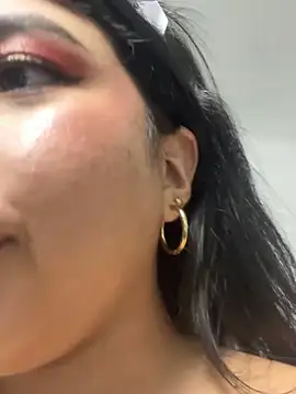 khloeblake online show from February 14, 6:02 am