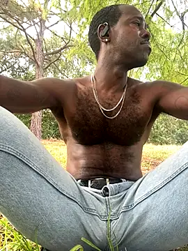 Snapshot of Melaneighted chatting on October 25, 9:20 pm Melaneighted online show from October 25, 9:20 pm