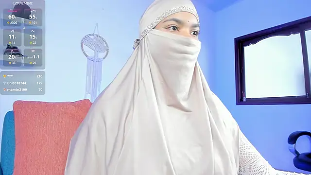 Snapshot of saray_halam chatting on September 13, 6:08 pm saray halam online show from September 13, 6:08 pm