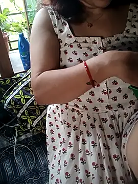 Sneha gril online show from July 28, 12:34 pm