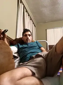 Snapshot of abdierkader chatting on November 18, 10:31 am abdierkader online show from November 18, 10:31 am