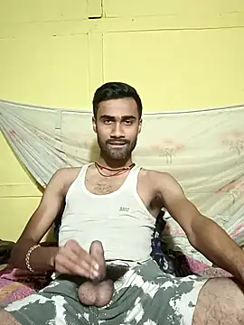 Snapshot of Skinny_Bigass_23 chatting on January 12, 6:16 pm Skinny Bigass 23 online show from January 12, 6:16 pm