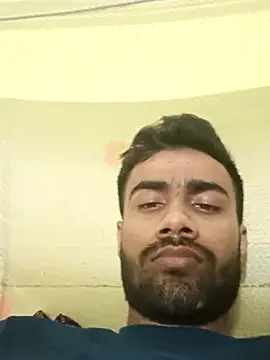 Snapshot of Skinny_Bigass_23 chatting on March 1, 4:37 am Skinny Bigass 23 online show from March 1, 4:37 am