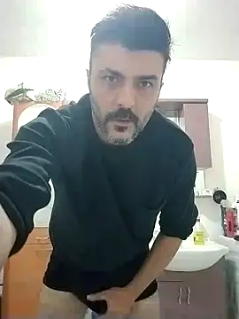 hot man eray online show from November 6, 7:15 pm