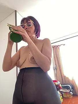 Snapshot of Goddess-Love- chatting on February 24, 3:53 pm Goddess-Love- online show from February 24, 3:53 pm