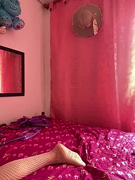 Snapshot of Goddess-Love- chatting on February 28, 6:41 pm Goddess-Love- online show from February 28, 6:41 pm