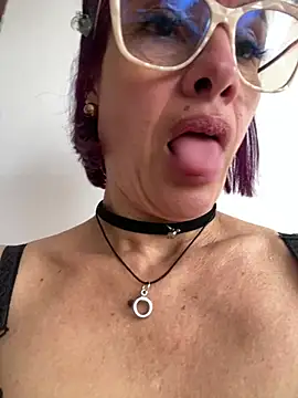 Snapshot of Goddess-Love- chatting on March 4, 7:22 pm Goddess-Love- online show from March 4, 7:22 pm