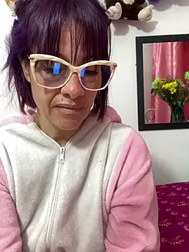 Snapshot of Goddess-Love- chatting on March 15, 9:19 am Goddess-Love- online show from March 15, 9:19 am