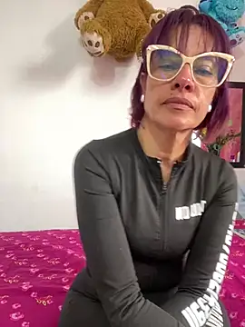 Snapshot of Goddess-Love- chatting on March 16, 6:23 pm Goddess-Love- online show from March 16, 6:23 pm