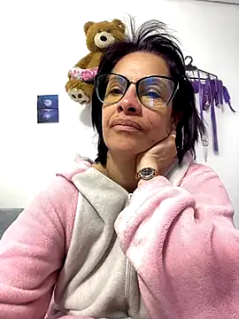 Snapshot of Goddess-Love- chatting on September 16, 9:54 am Goddess-Love- online show from September 16, 9:54 am