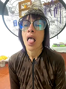 Snapshot of Goddess-Love- chatting on October 23, 10:25 am Goddess-Love- online show from October 23, 10:25 am