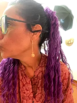 Snapshot of Goddess-Love- chatting on November 28, 9:34 am Goddess-Love- online show from November 28, 9:34 am