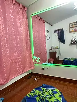 Snapshot of Goddess-Love- chatting on December 2, 10:09 am Goddess-Love- online show from December 2, 10:09 am