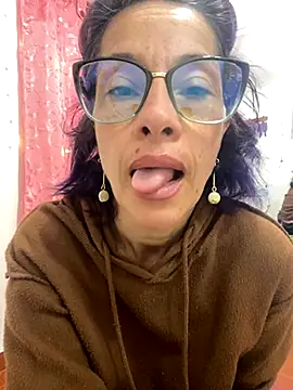 Snapshot of Goddess-Love- chatting on December 5, 9:29 am Goddess-Love- online show from December 5, 9:29 am