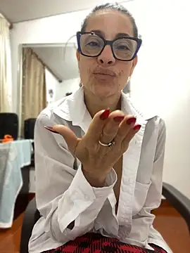 Snapshot of Goddess-Love- chatting on May 18, 9:15 am Goddess-Love- online show from May 18, 9:15 am
